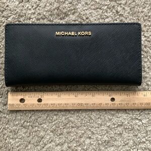 Michael Kors black saffiano leather wallet